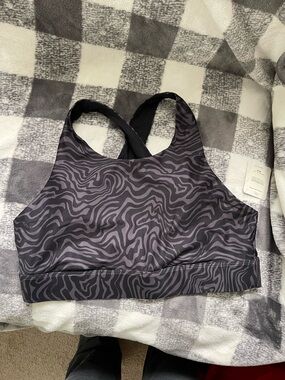 Fabletics New No-Bounce Sports Bra Zebra Pattern